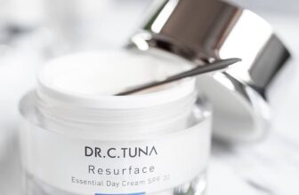 Dr. C. Tuna Resurface Crème Faciale Essentielle de Jour