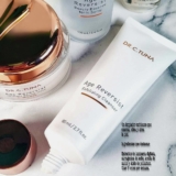 Age Reversist Nettoyant Exfoliant Anti-âge
